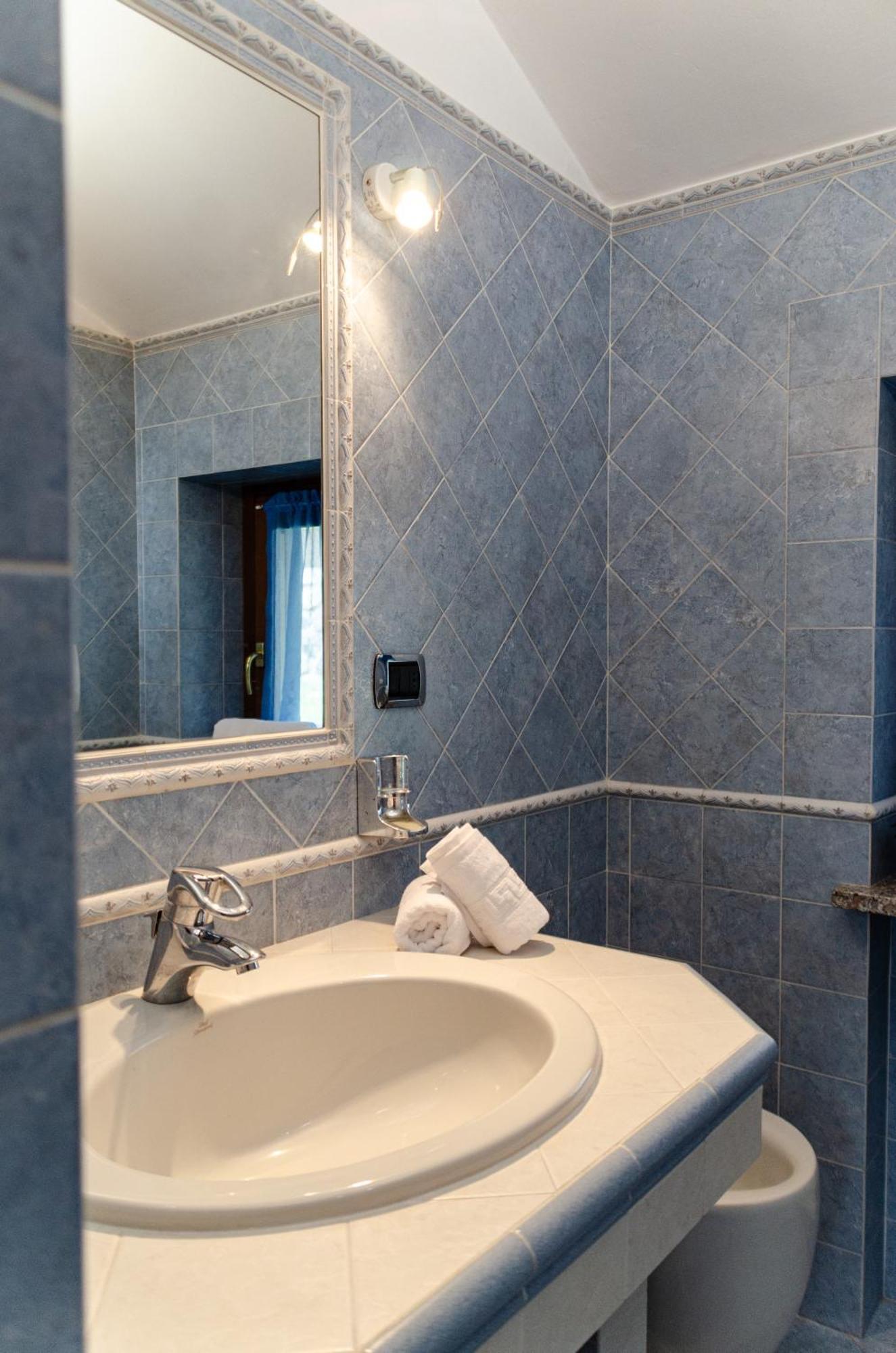 Sarre Skyline Apartment - Relax In Valle D'아오스타 외부 사진
